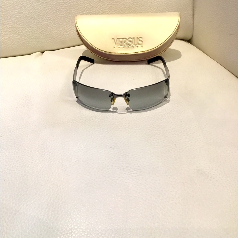Versace Versus sunglasses